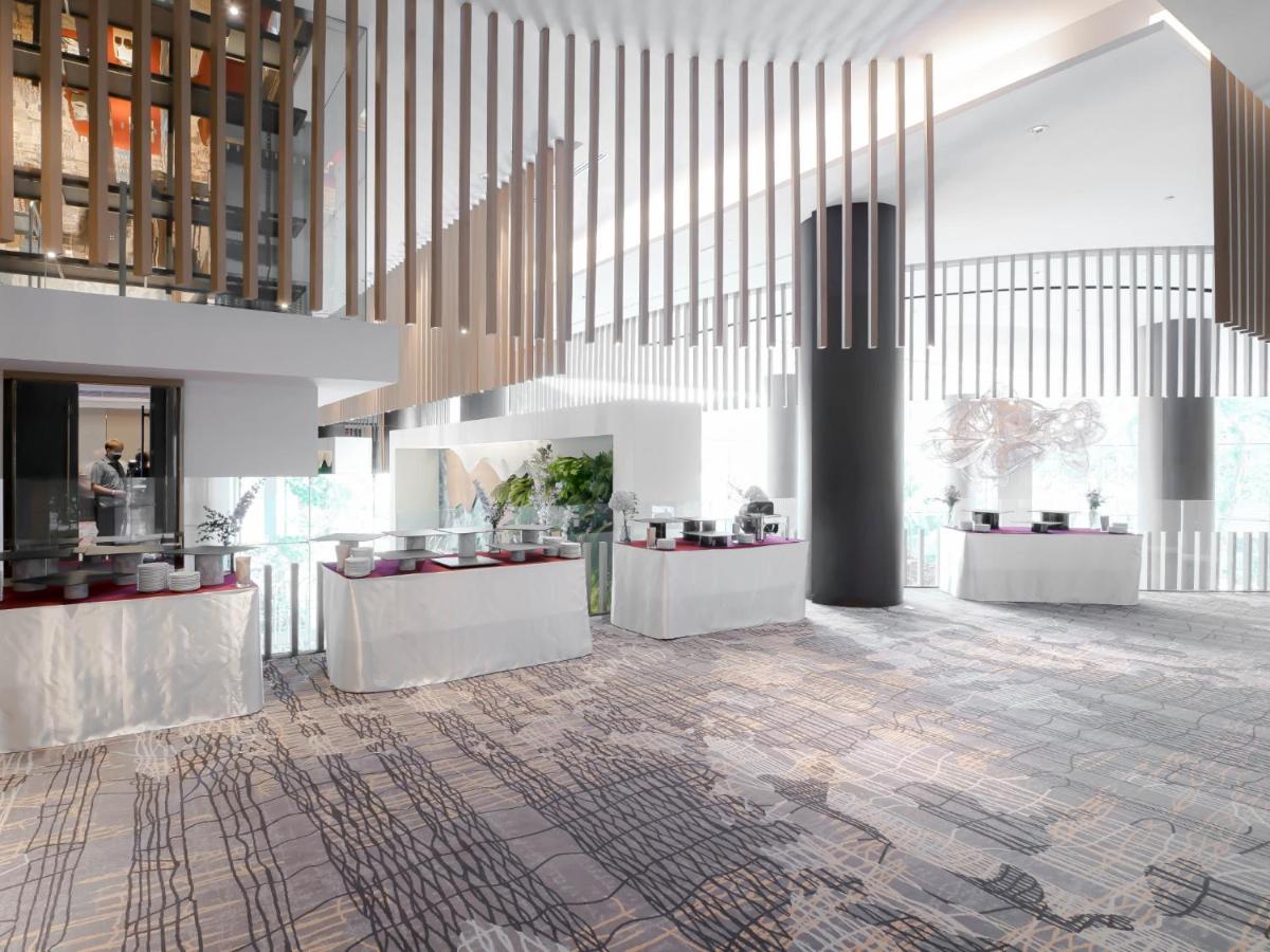 Chatrium Grand 방콕 외부 사진 The lobby of the hotel