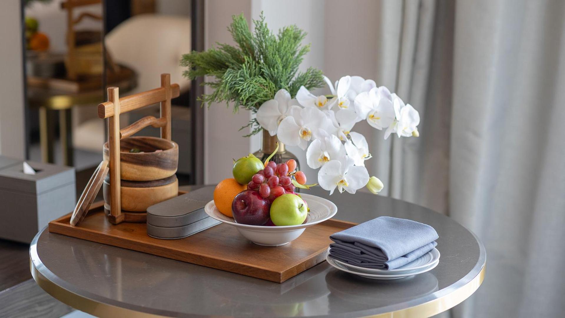 Chatrium Grand 방콕 외부 사진 Fruit platter
